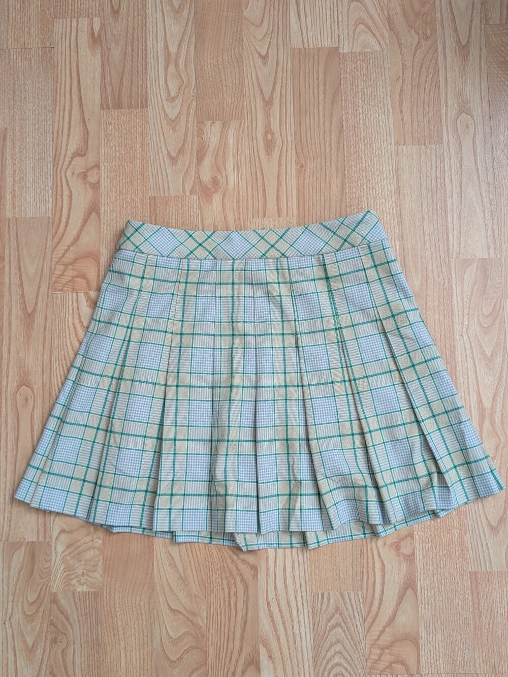 Aritzia Sunday Best Olive Pleated Mini Skirt 15" Plein Air Seagrass Check Size 6